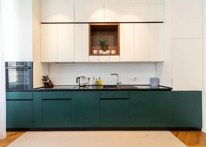 Stunning Brand New 4br 4bath Center-vatican Apartament Rzym