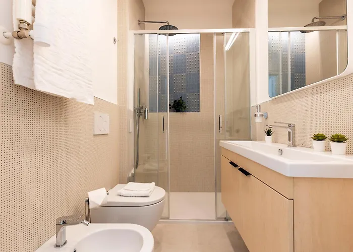 Stunning Brand New 4br 4bath Center-vatican Apartment Rome