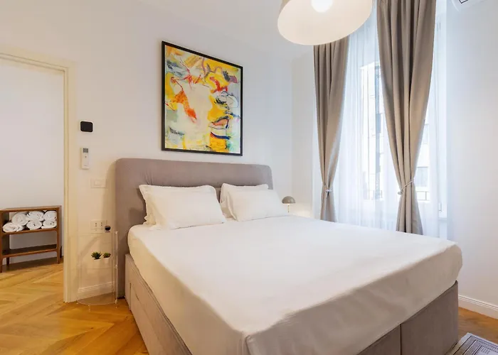 Stunning Brand New 4br 4bath Center-vatican *