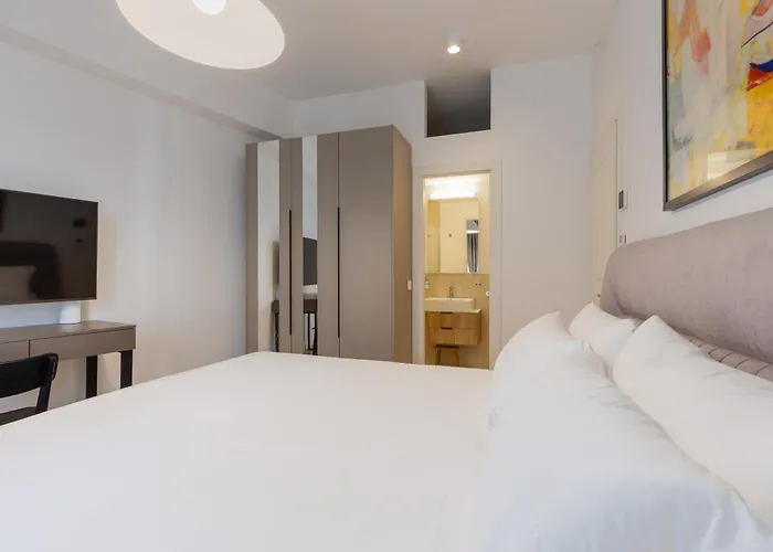 Apartament Stunning Brand New 4br 4bath Center-vatican