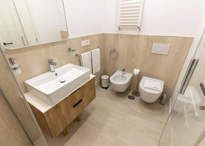 Stunning Brand New 4br 4bath Center-vatican Rome